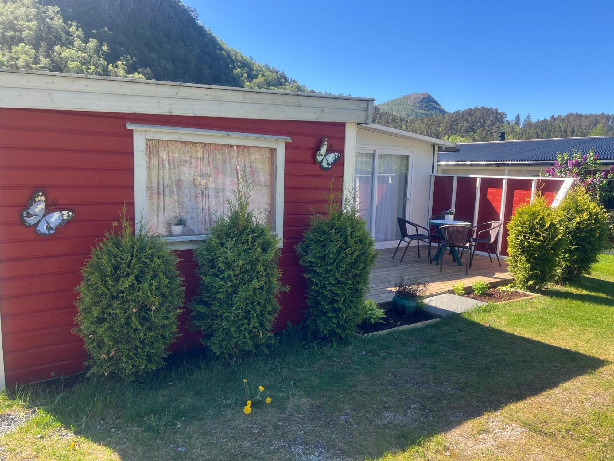Wathne Camping Bjørheimsbygda Buitenkant foto
